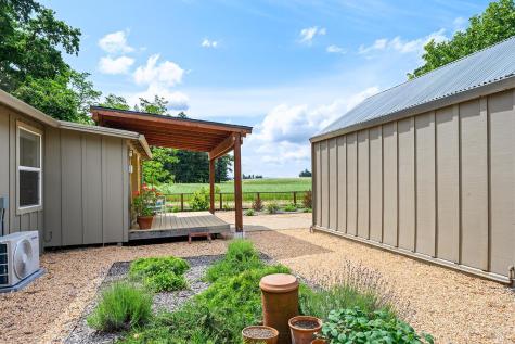 6003-6017 Red Winery Road Healdsburg CA 95441