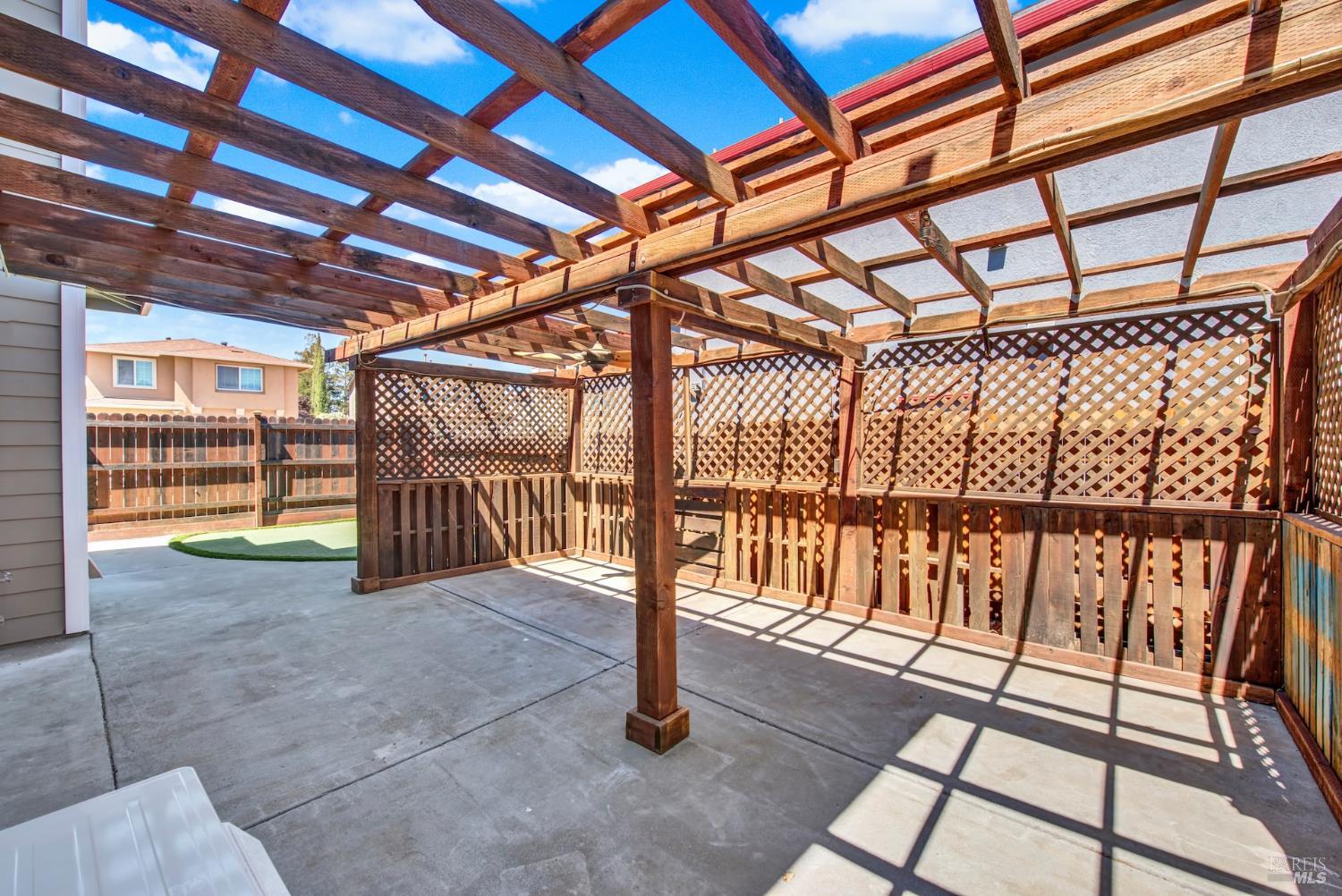 254 Calais Court Vacaville CA 95687