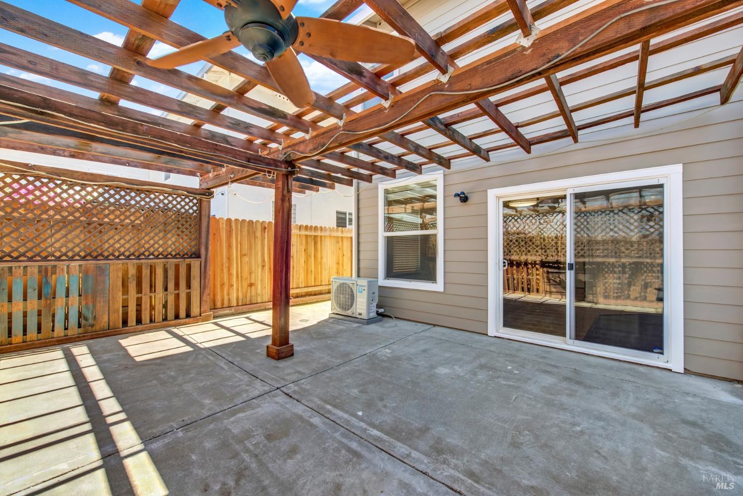 254 Calais Court Vacaville CA 95687