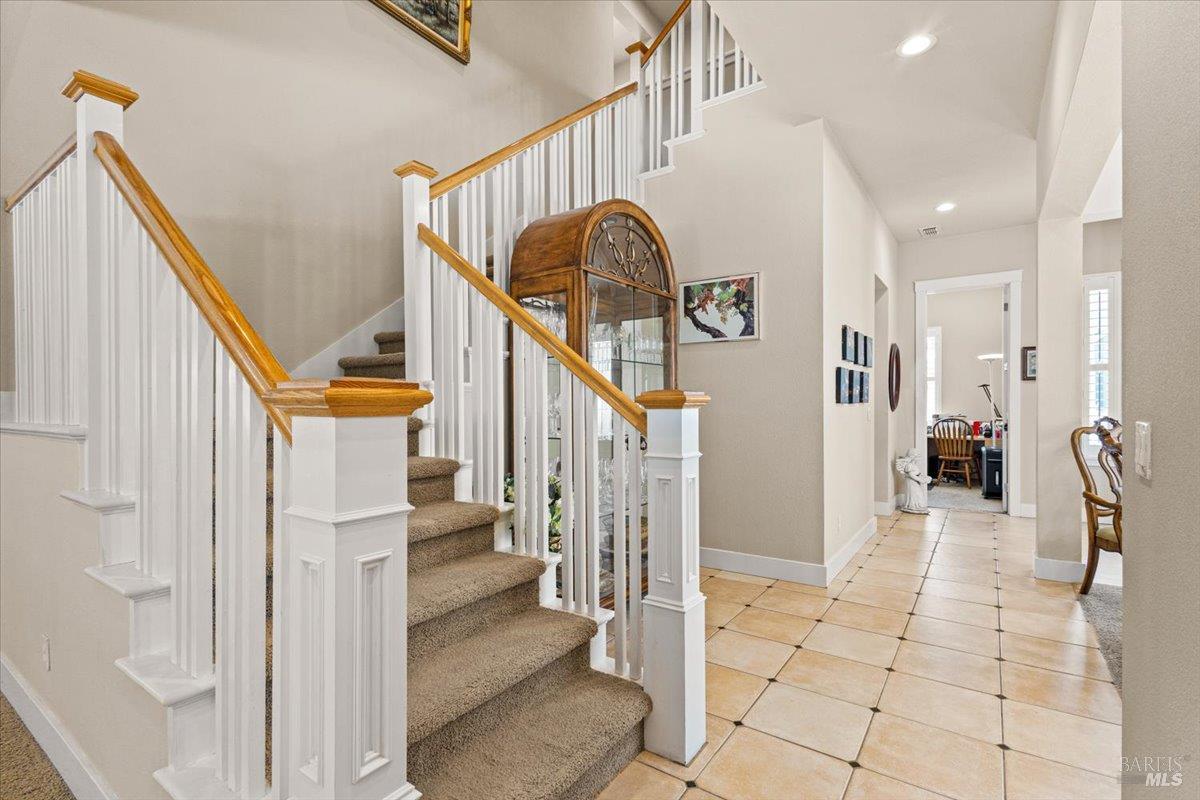 544 Port Circle Cloverdale CA 95425