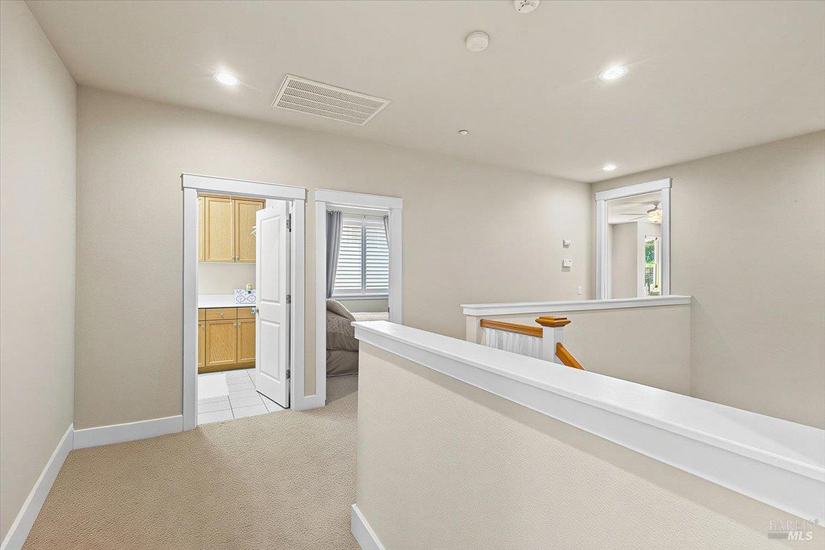 544 Port Circle Cloverdale CA 95425