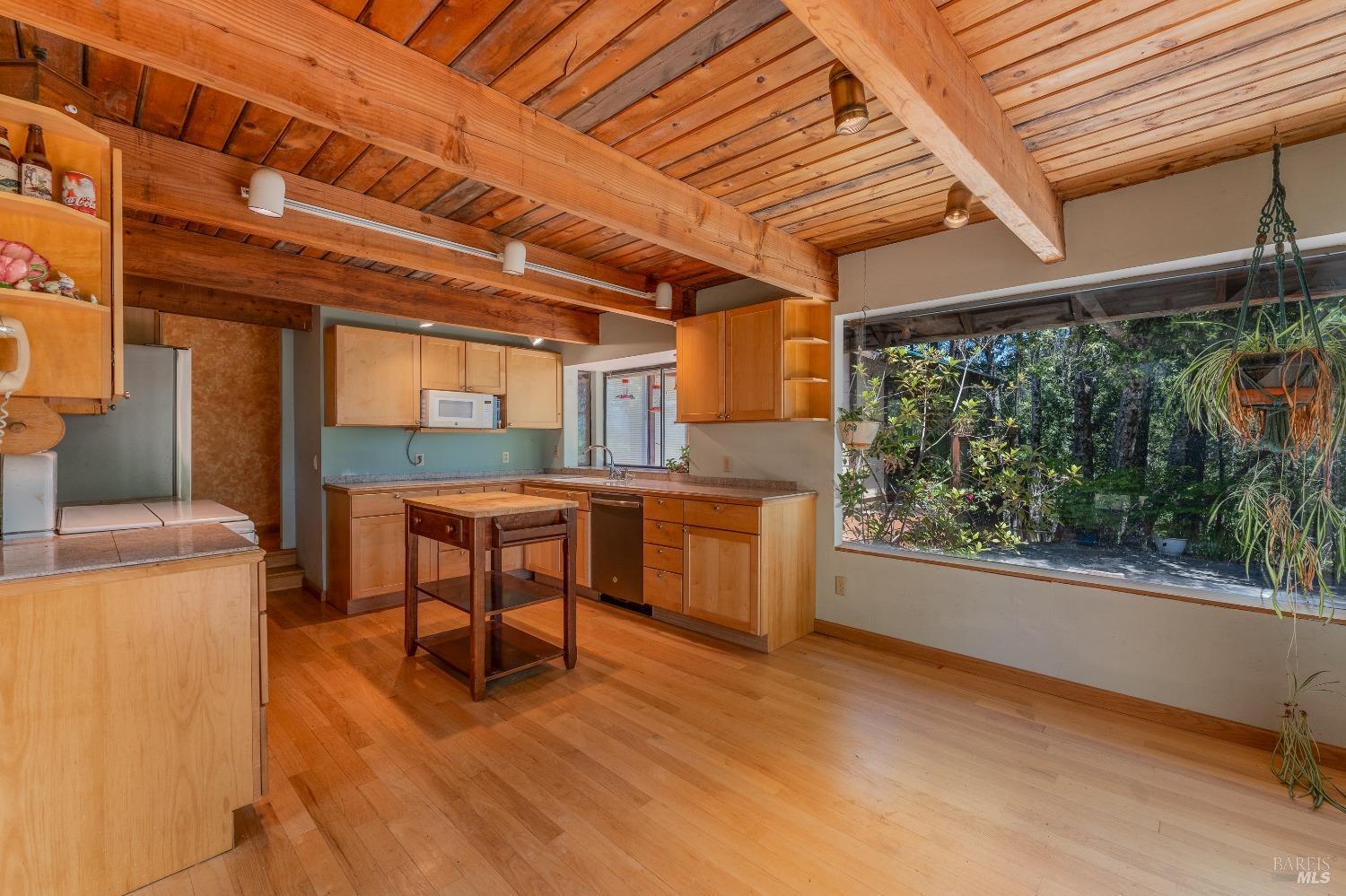 19155 Scenic Drive Redwood Valley CA 95470