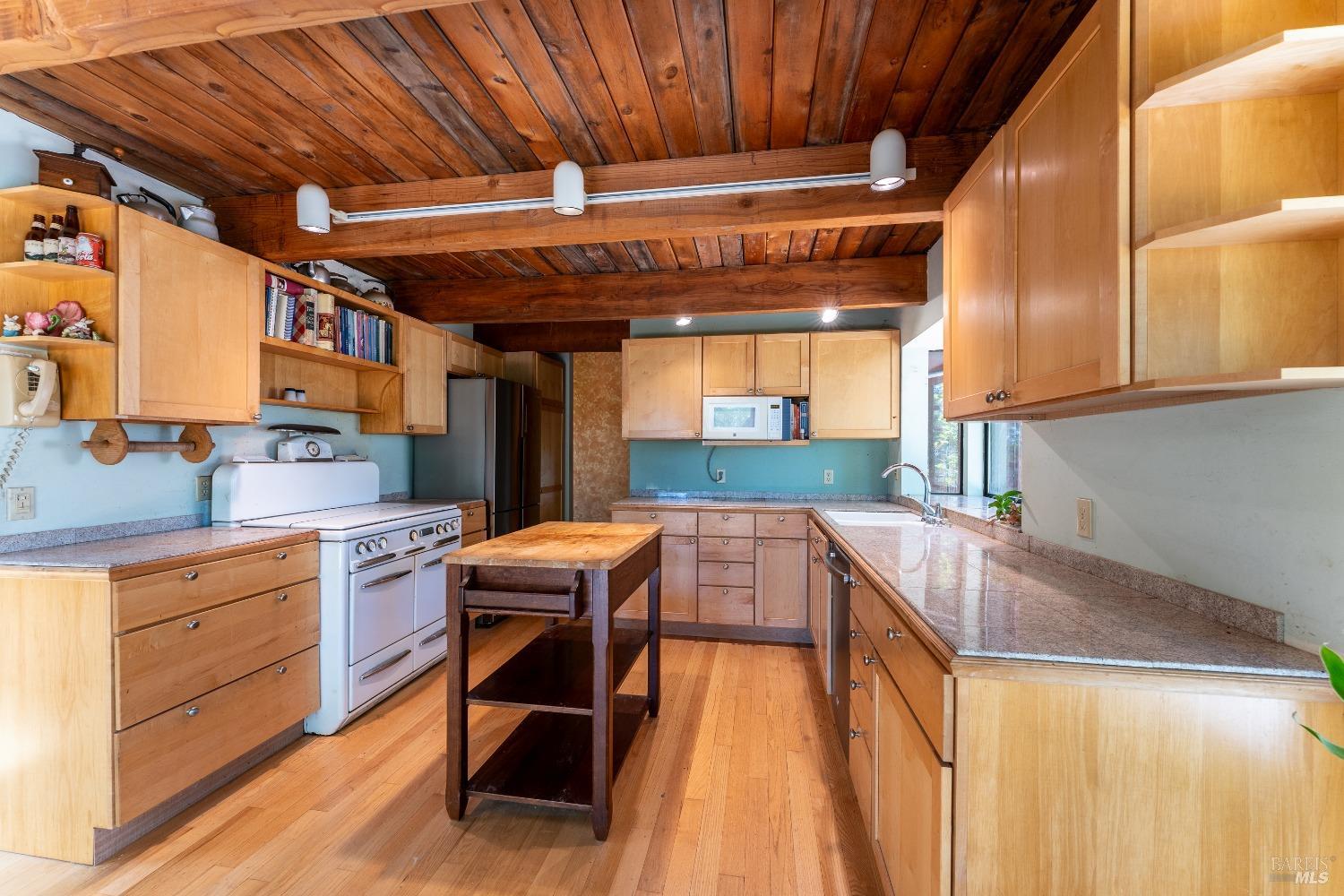 19155 Scenic Drive Redwood Valley CA 95470