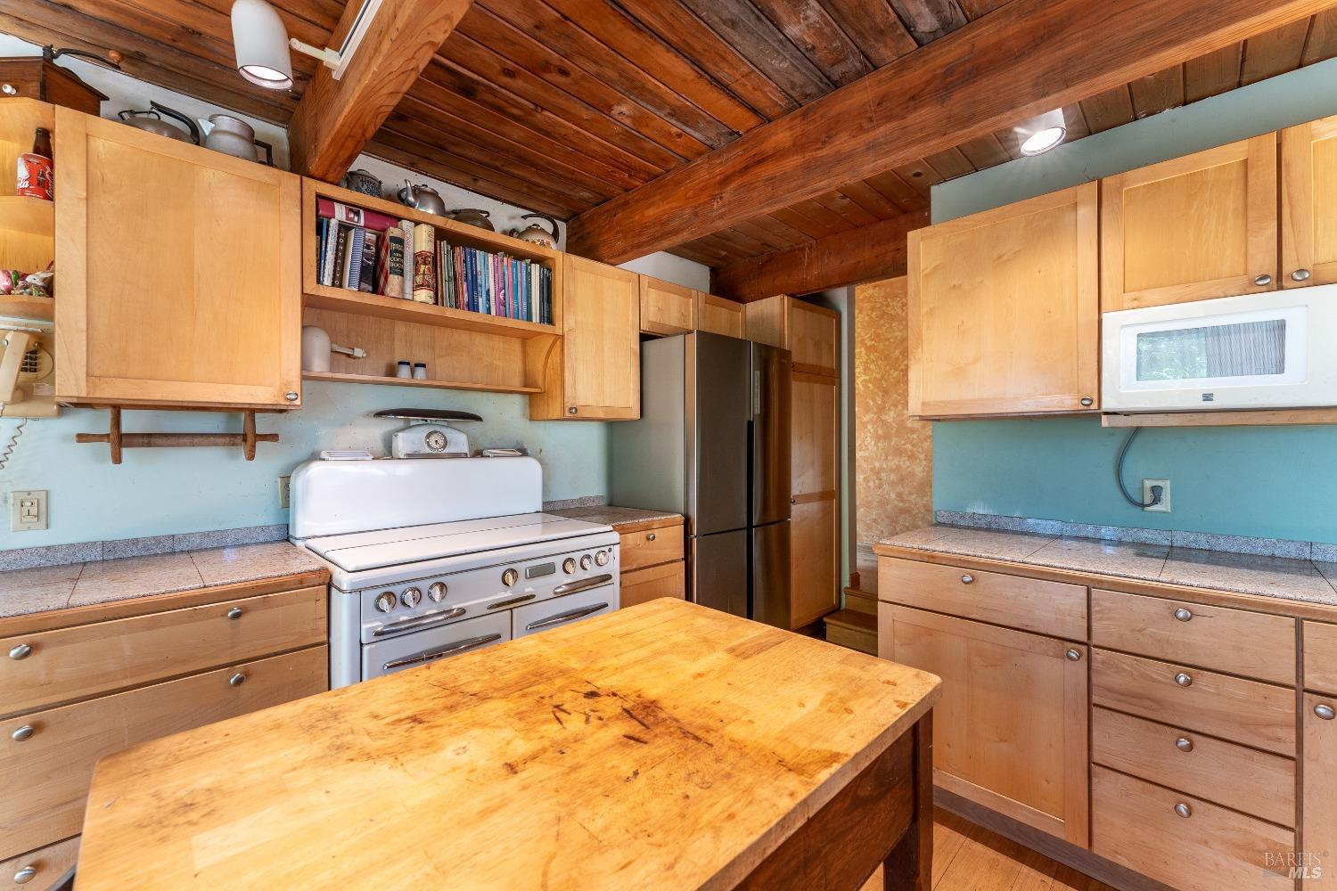 19155 Scenic Drive Redwood Valley CA 95470