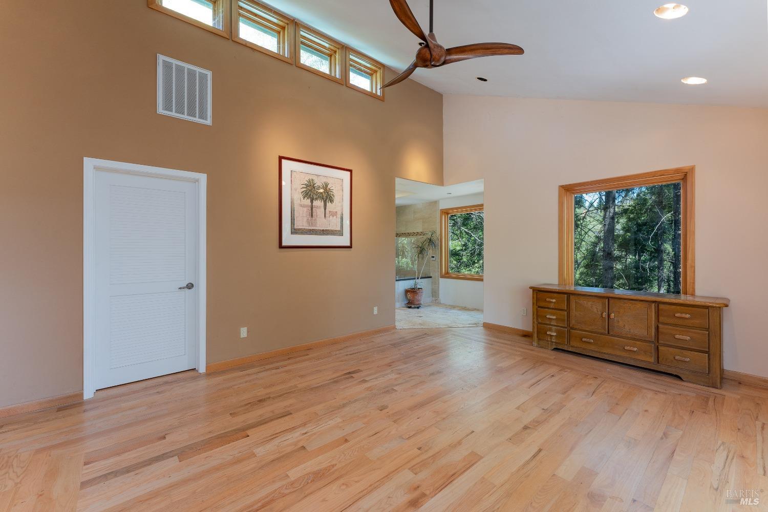 19155 Scenic Drive Redwood Valley CA 95470