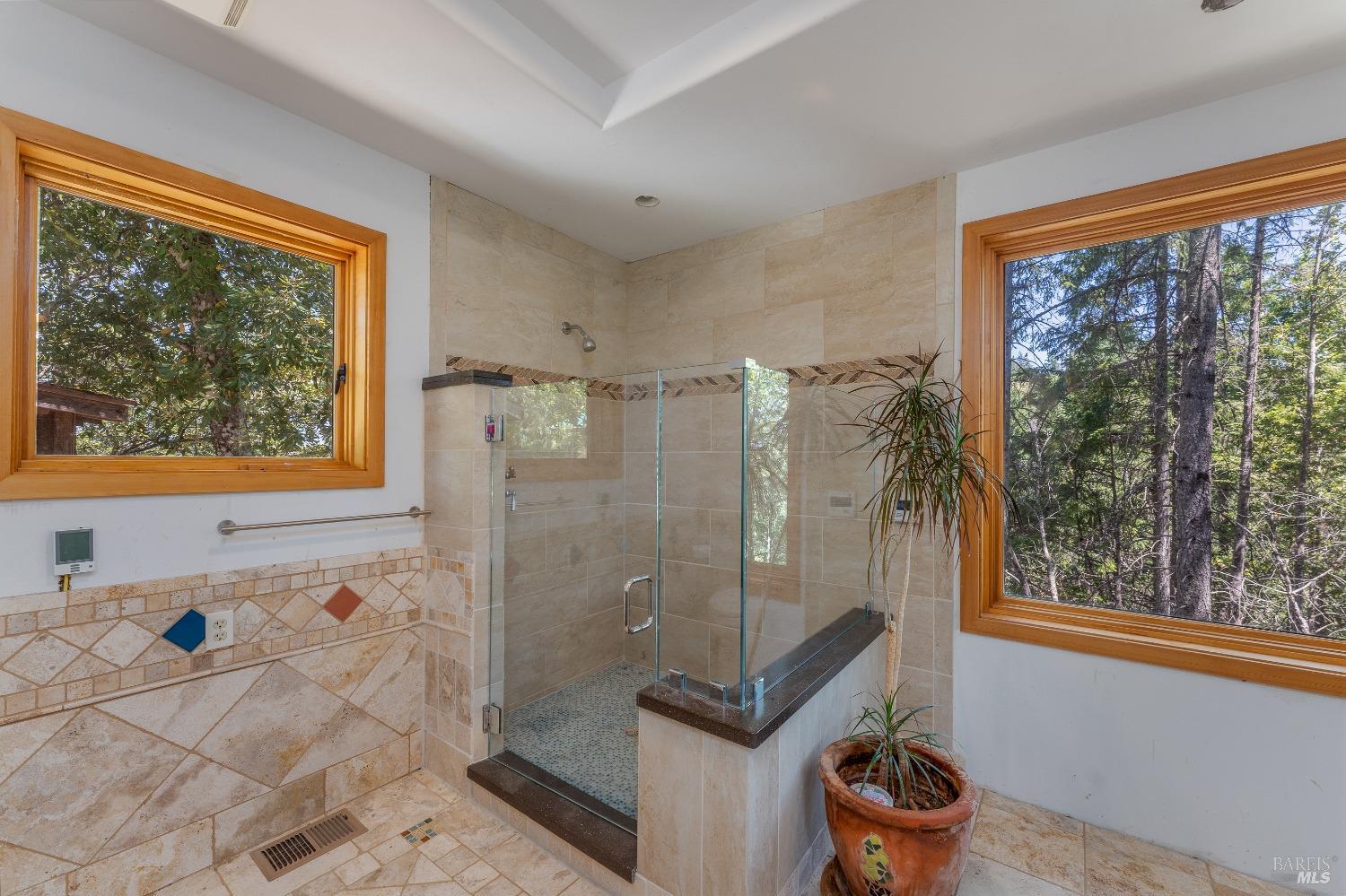 19155 Scenic Drive Redwood Valley CA 95470