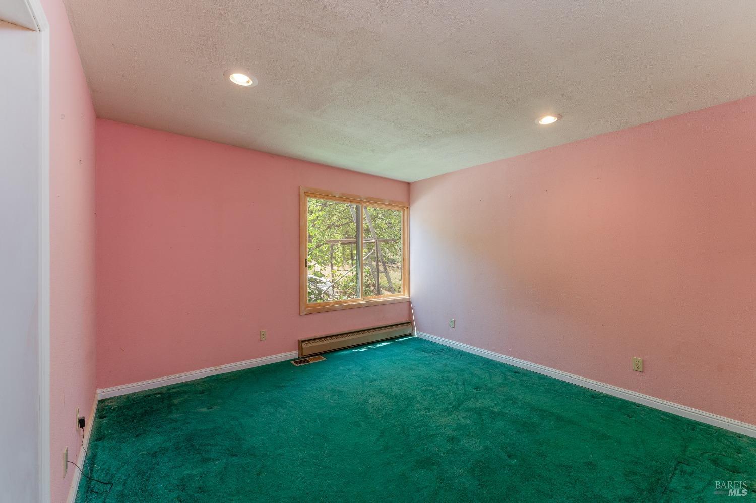 19155 Scenic Drive Redwood Valley CA 95470