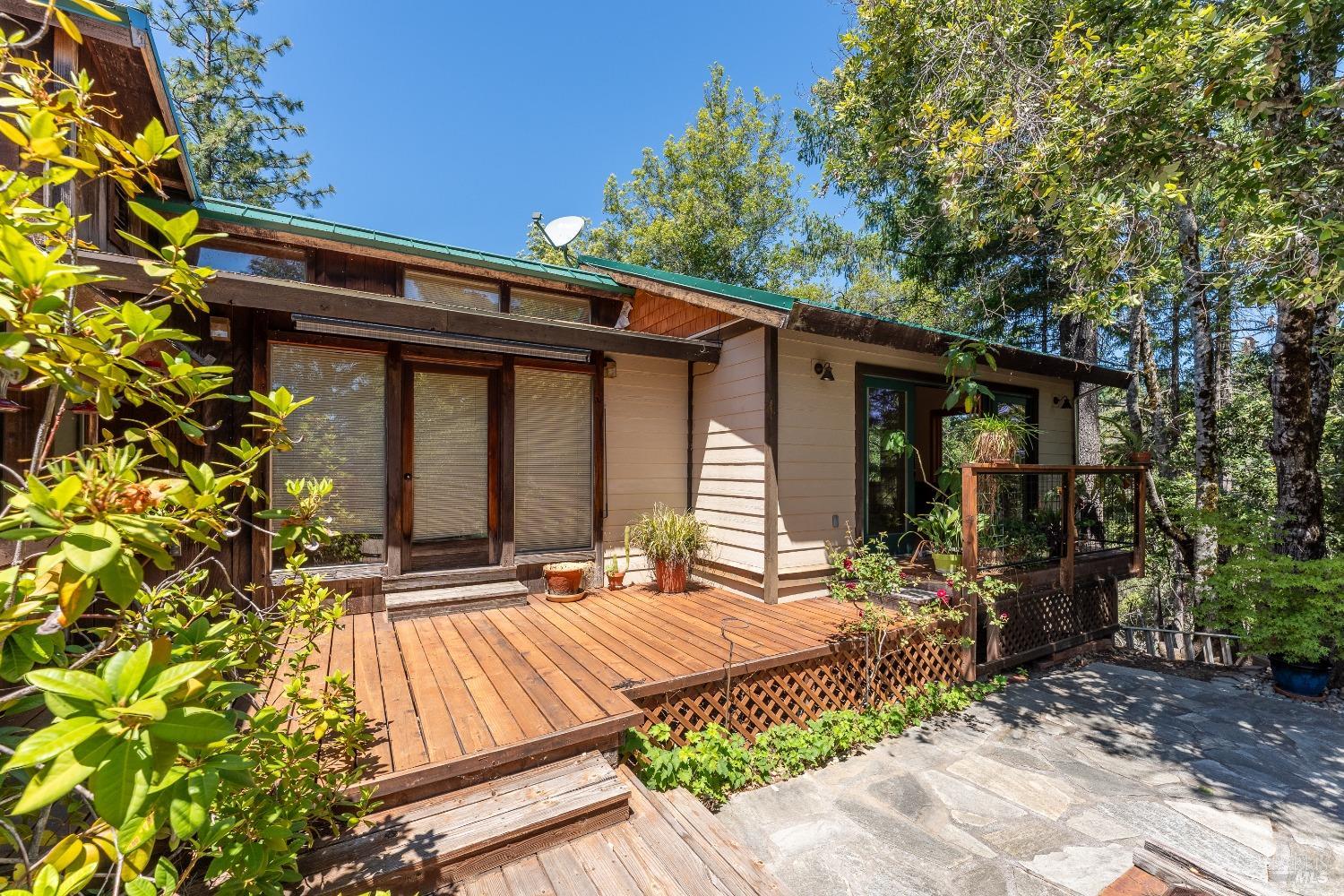 19155 Scenic Drive Redwood Valley CA 95470