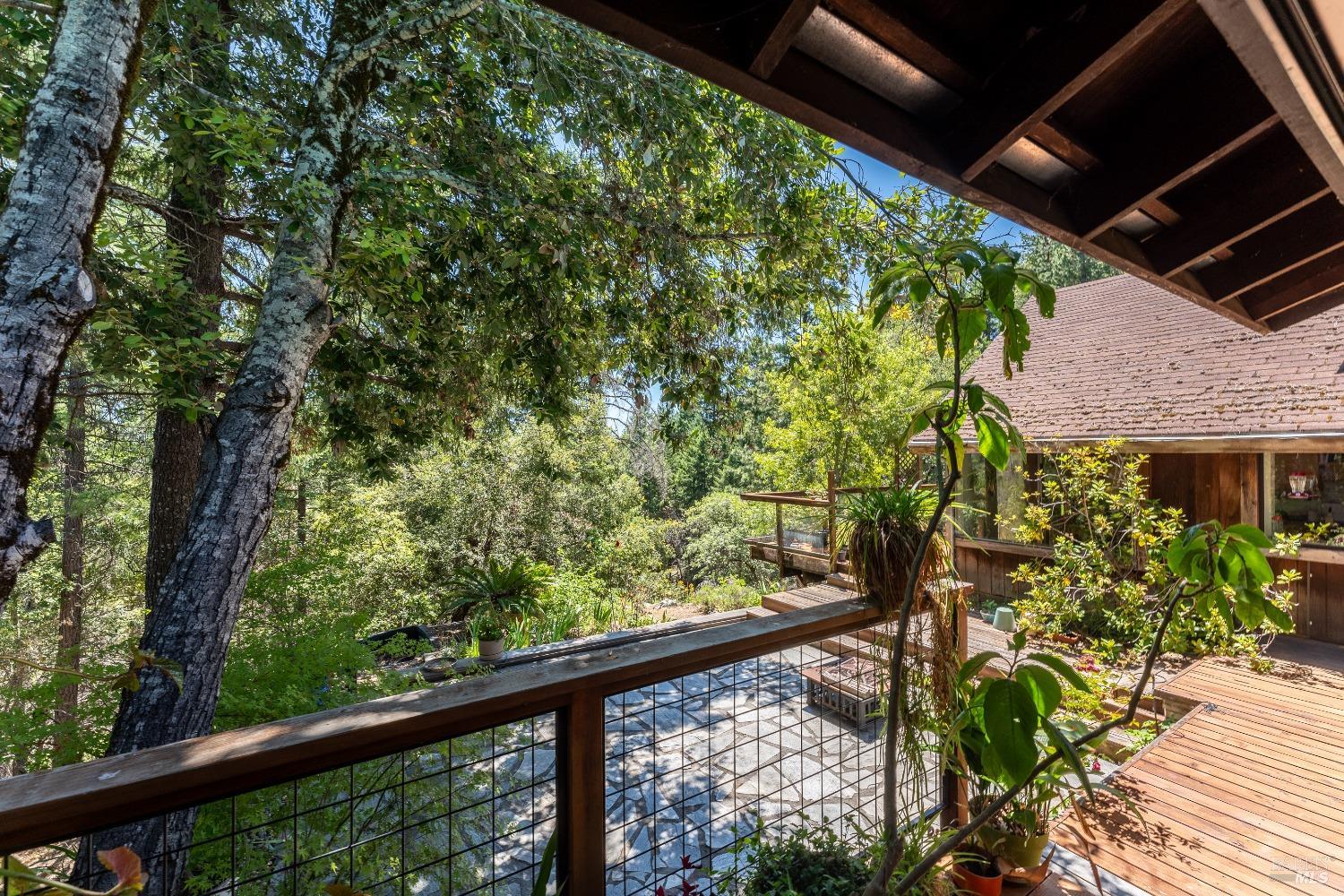 19155 Scenic Drive Redwood Valley CA 95470