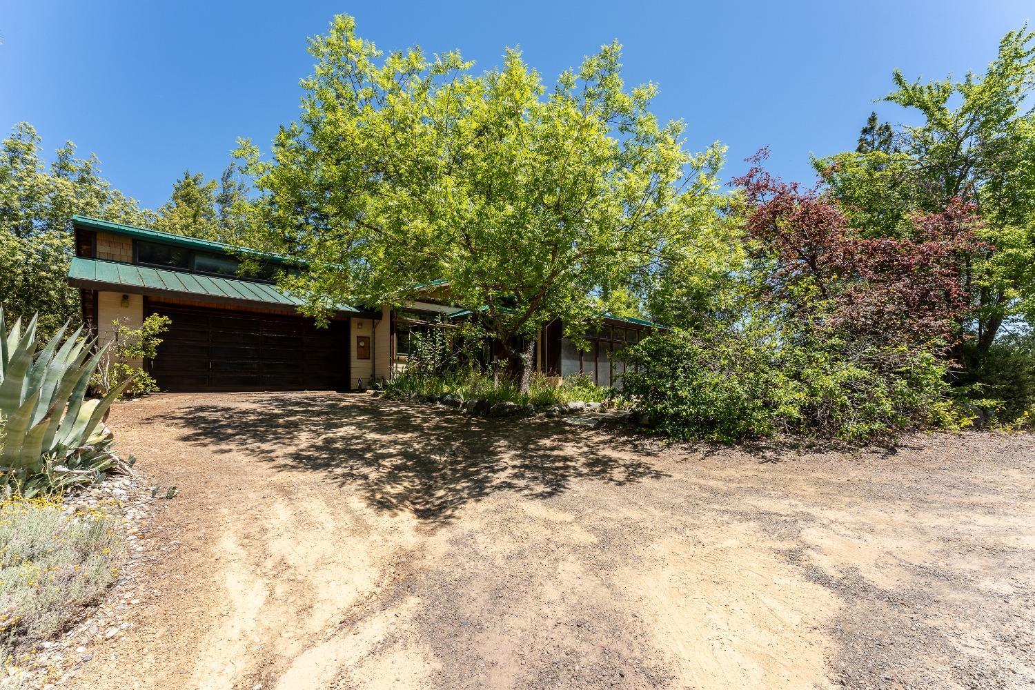 19155 Scenic Drive Redwood Valley CA 95470