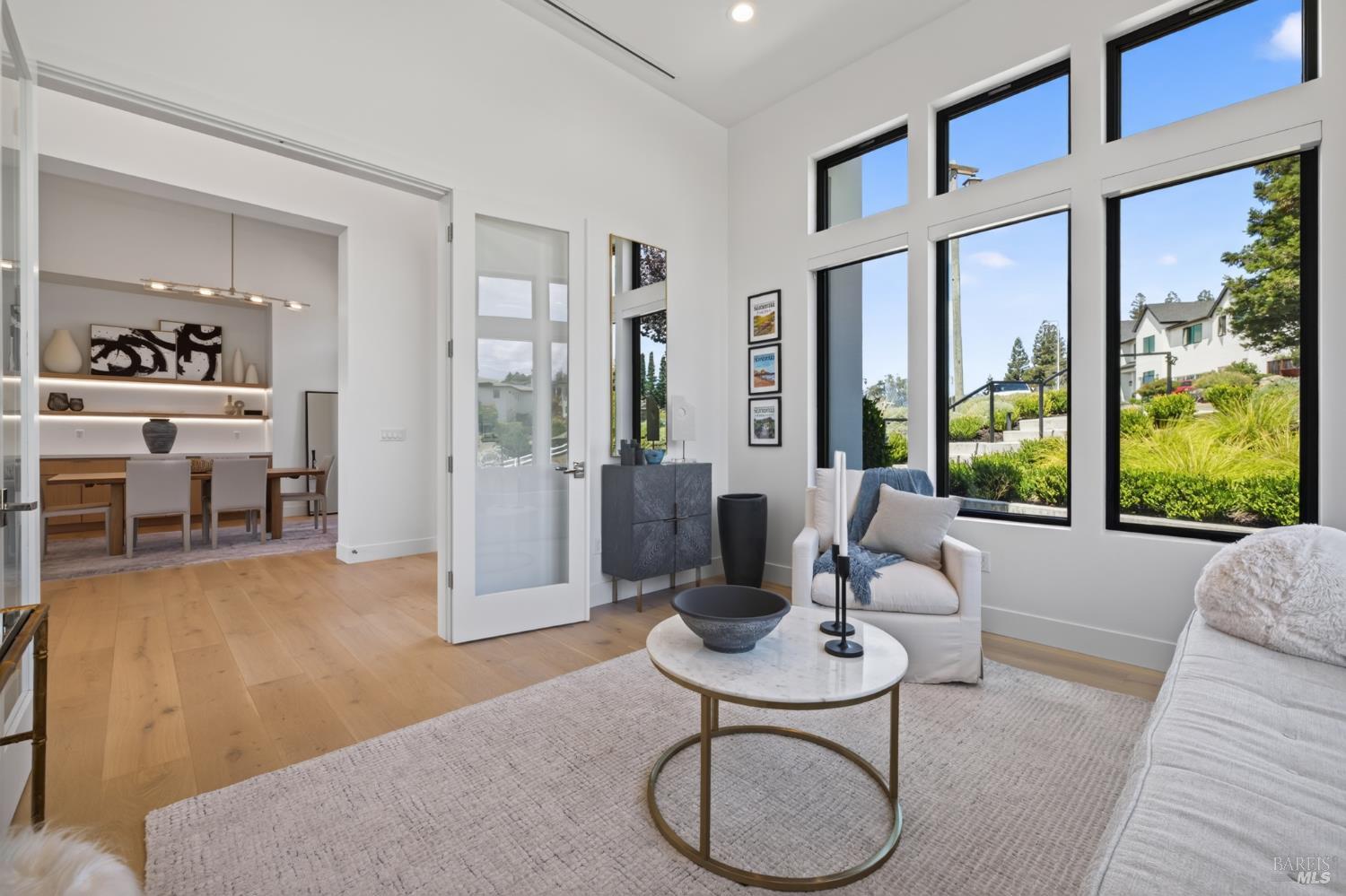 3735 Woodbourne Place Santa Rosa CA 95403