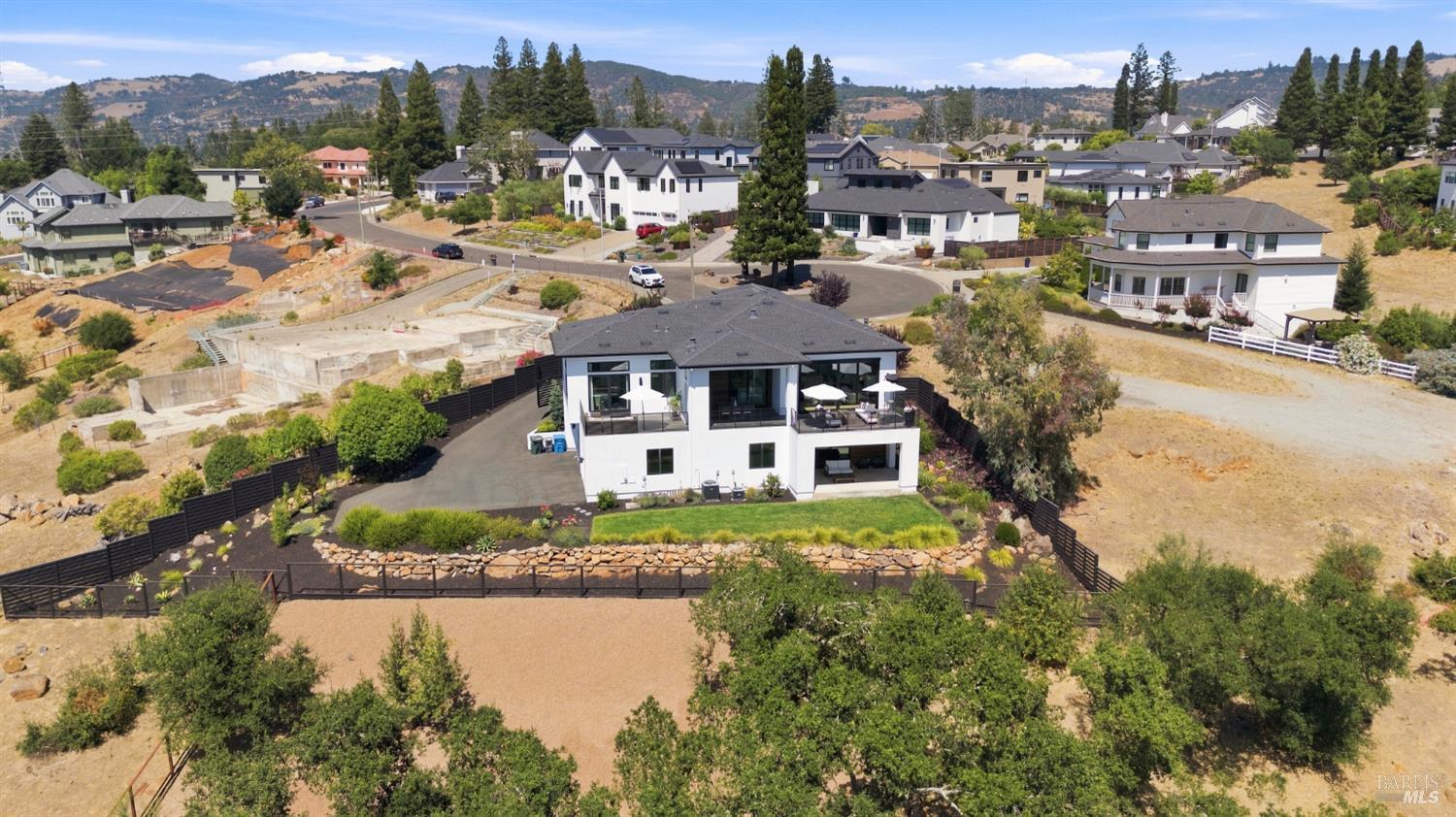 3735 Woodbourne Place Santa Rosa CA 95403