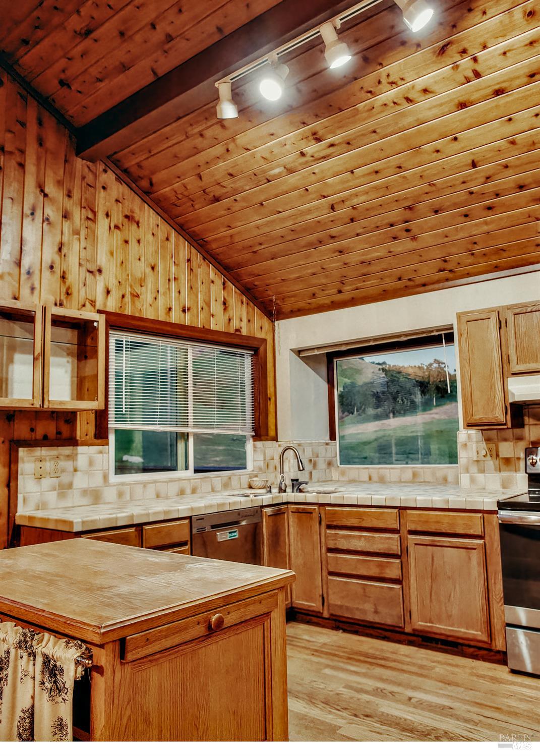 12020 Burris Lane Potter Valley CA 95469