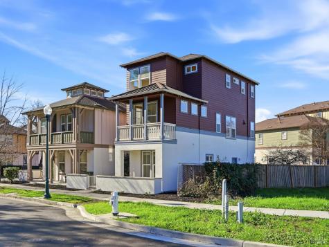 4424 Streamside Drive Santa Rosa CA 95409