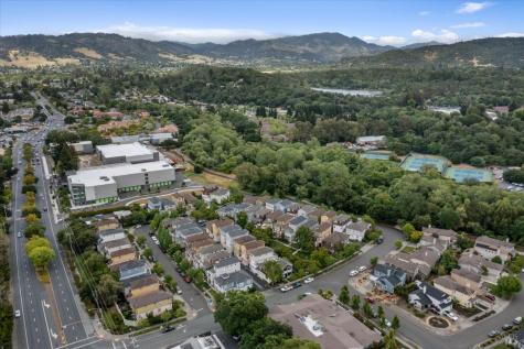 4424 Streamside Drive Santa Rosa CA 95409