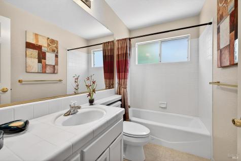 317 Miramonte Place Santa Rosa CA 95409