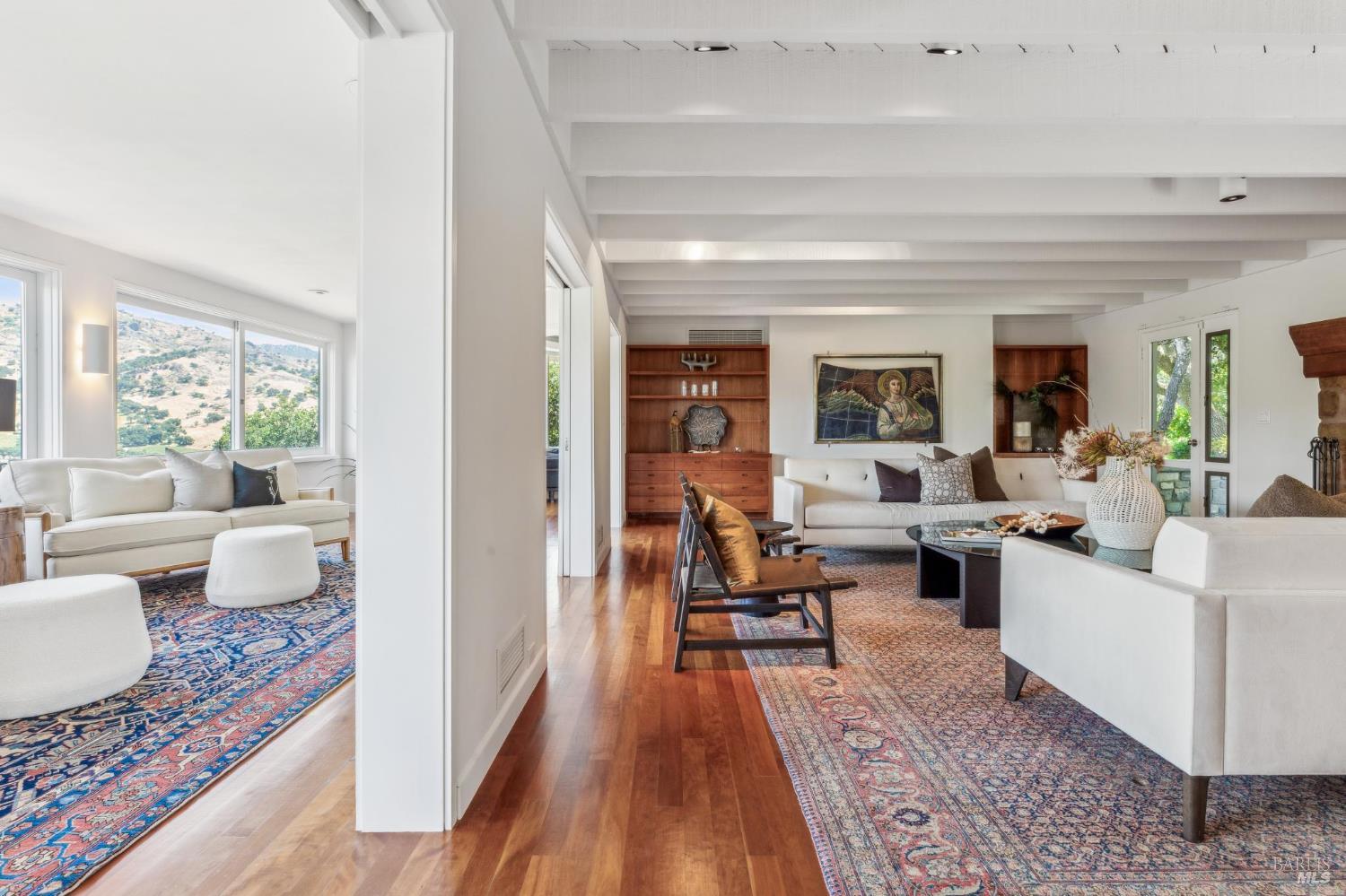 5768 Silverado Trail Napa CA 94558