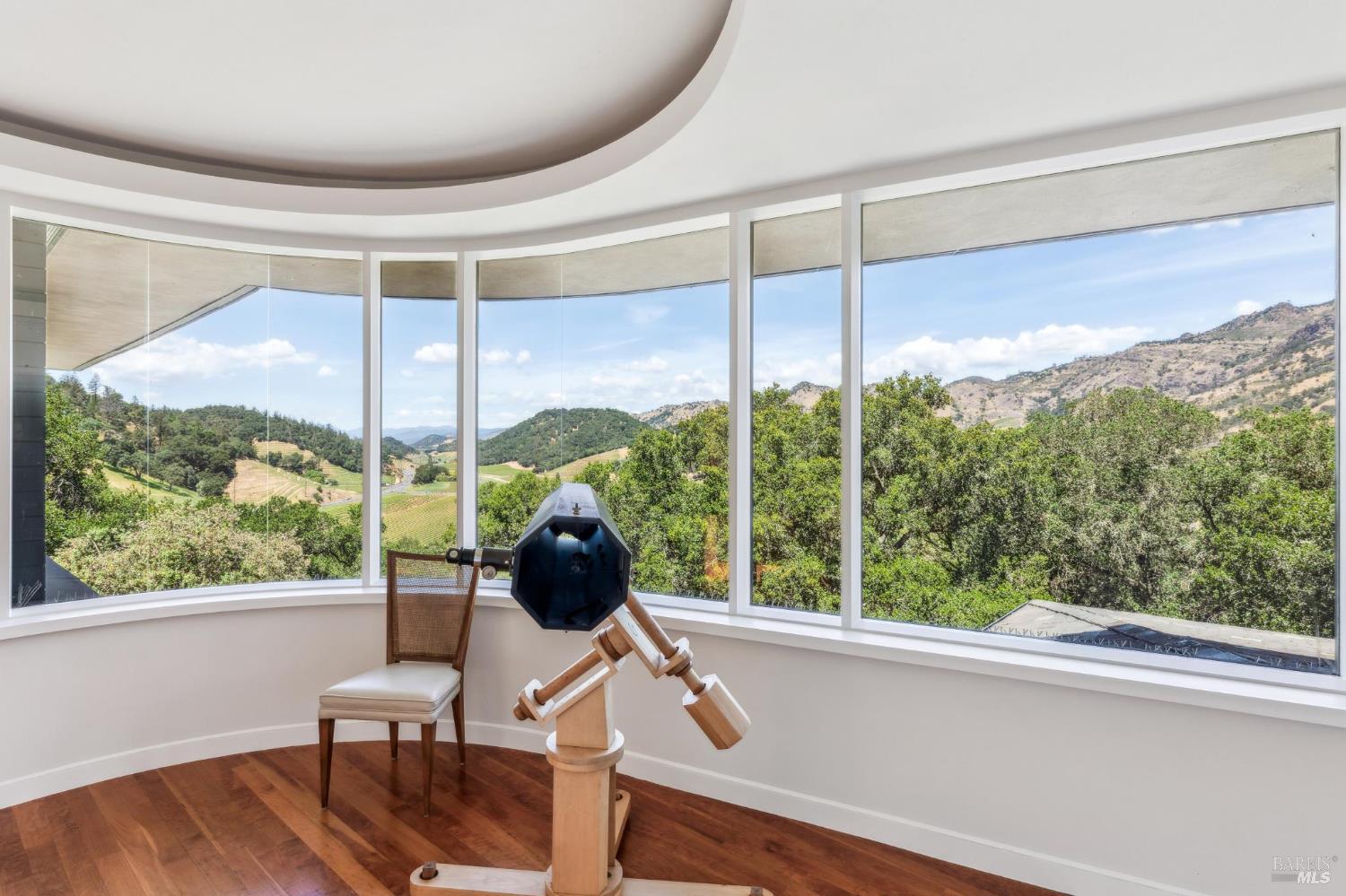 5768 Silverado Trail Napa CA 94558