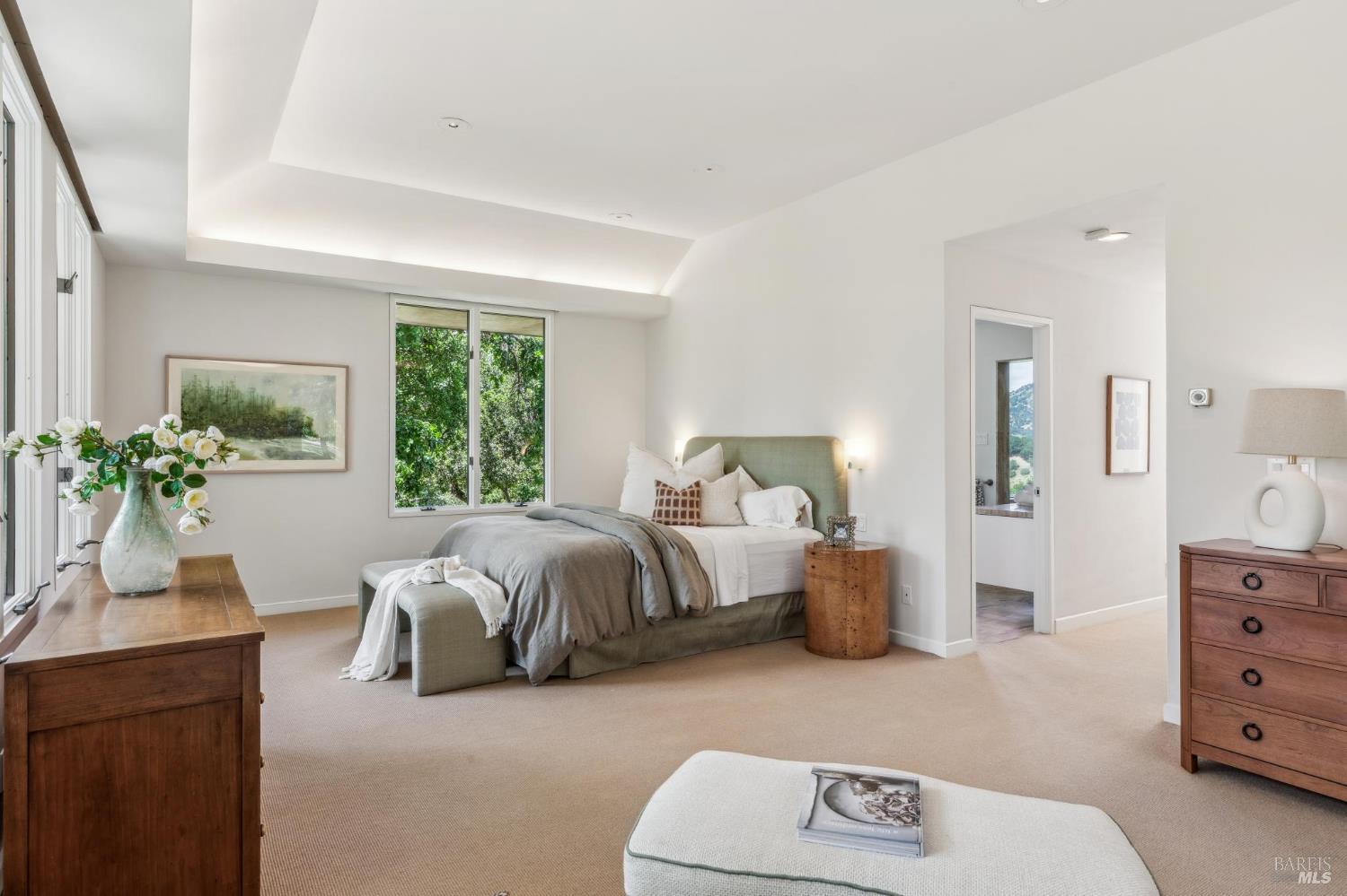 5768 Silverado Trail Napa CA 94558