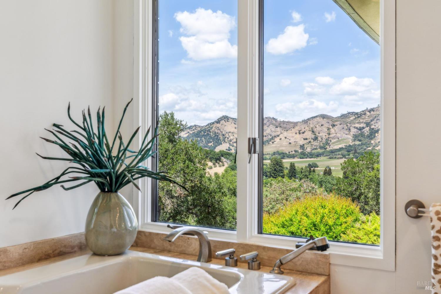 5768 Silverado Trail Napa CA 94558