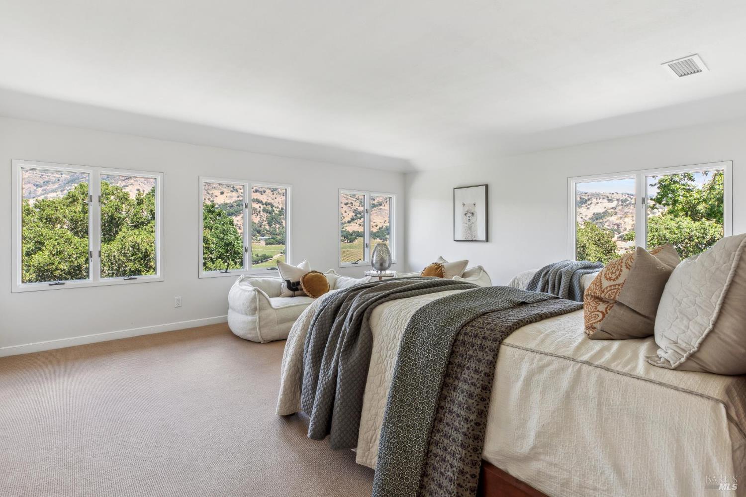 5768 Silverado Trail Napa CA 94558