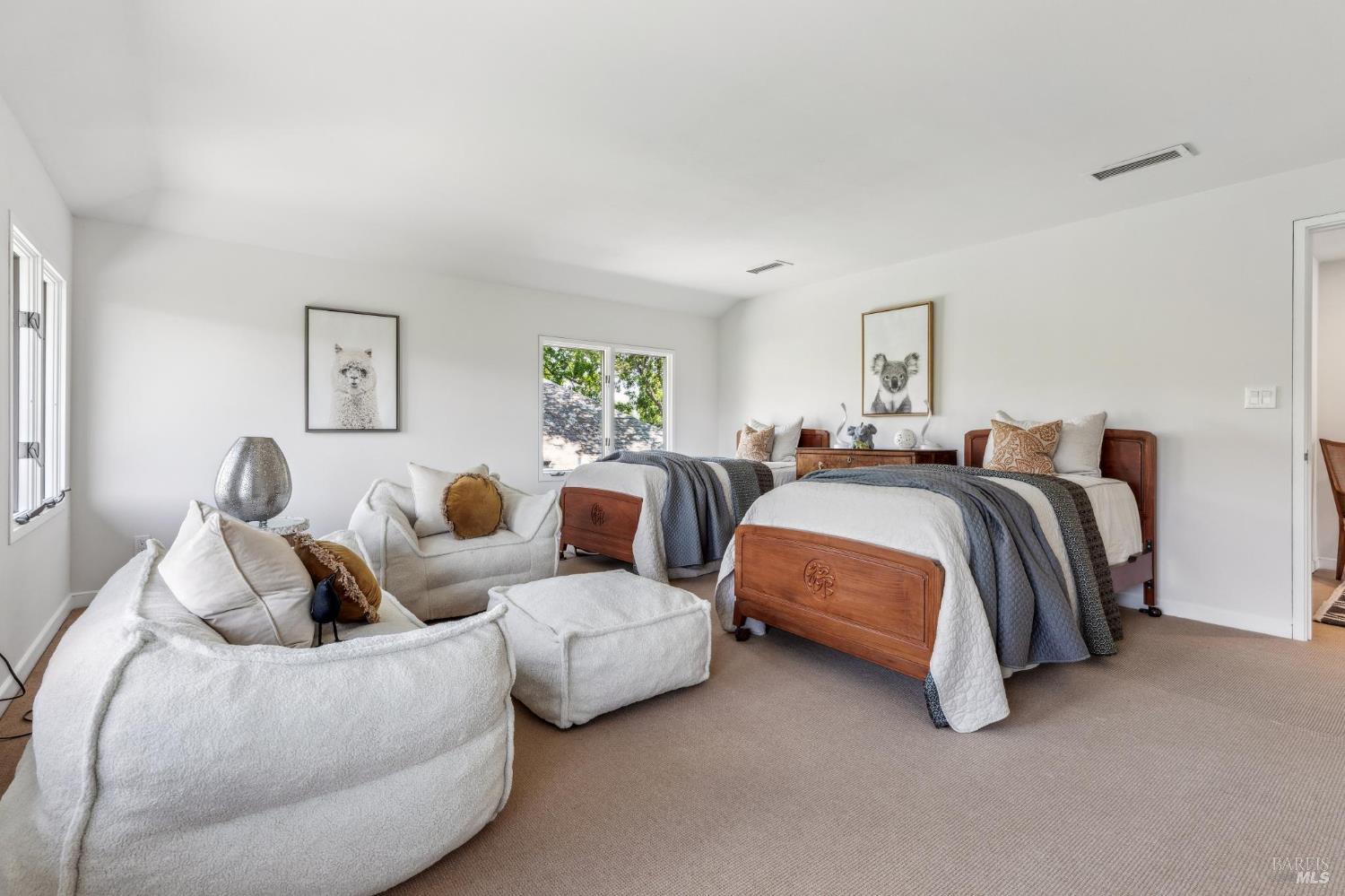 5768 Silverado Trail Napa CA 94558