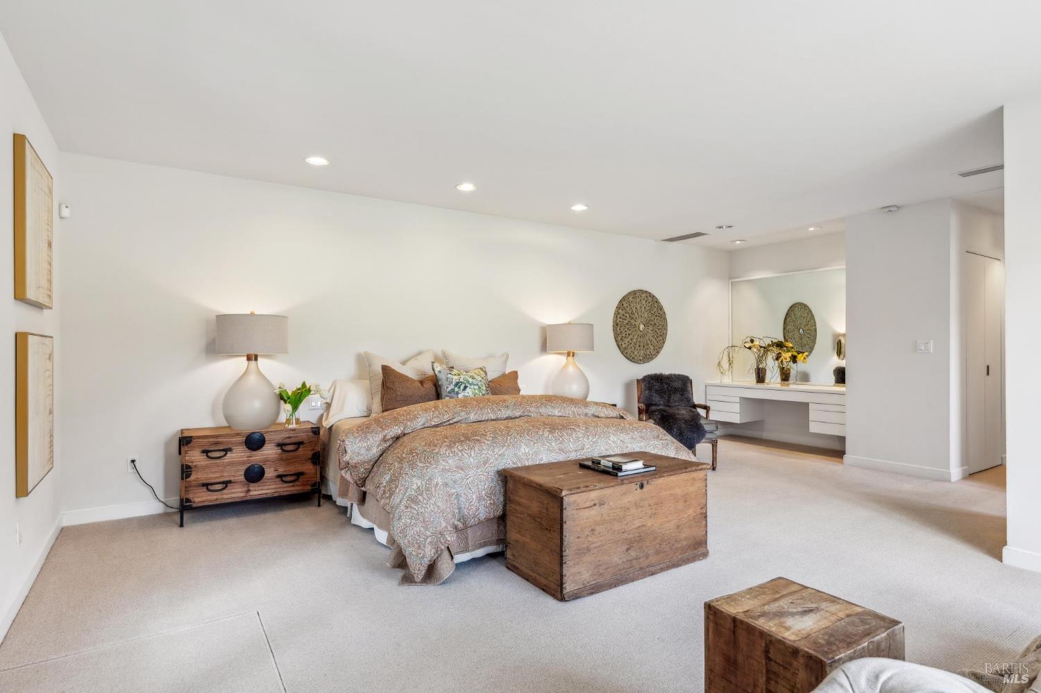 5768 Silverado Trail Napa CA 94558