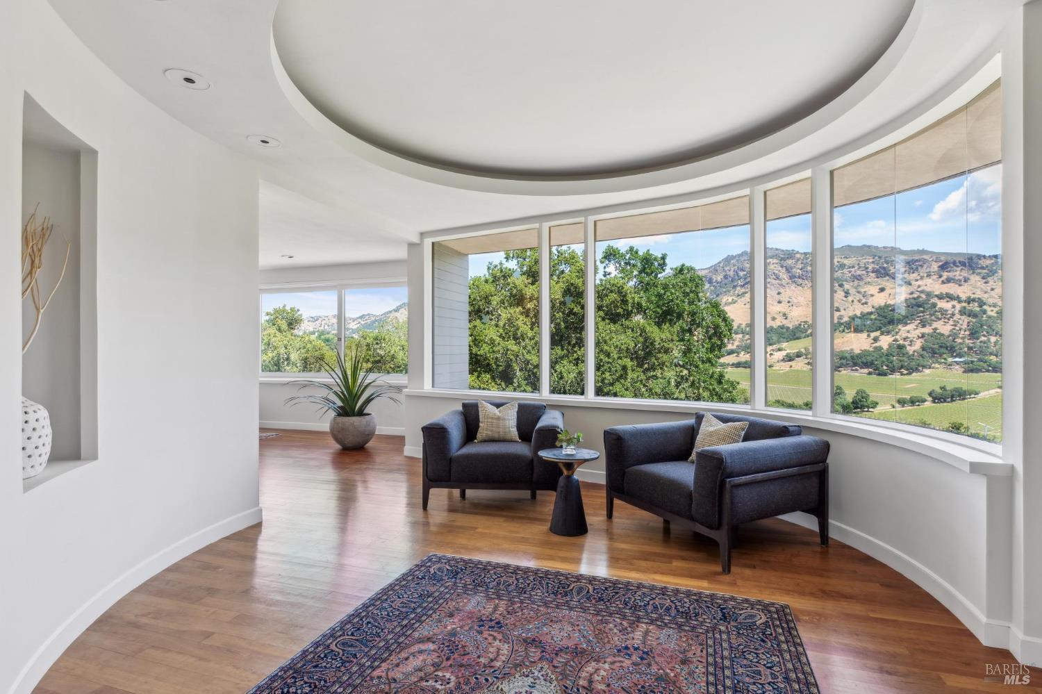 5768 Silverado Trail Napa CA 94558
