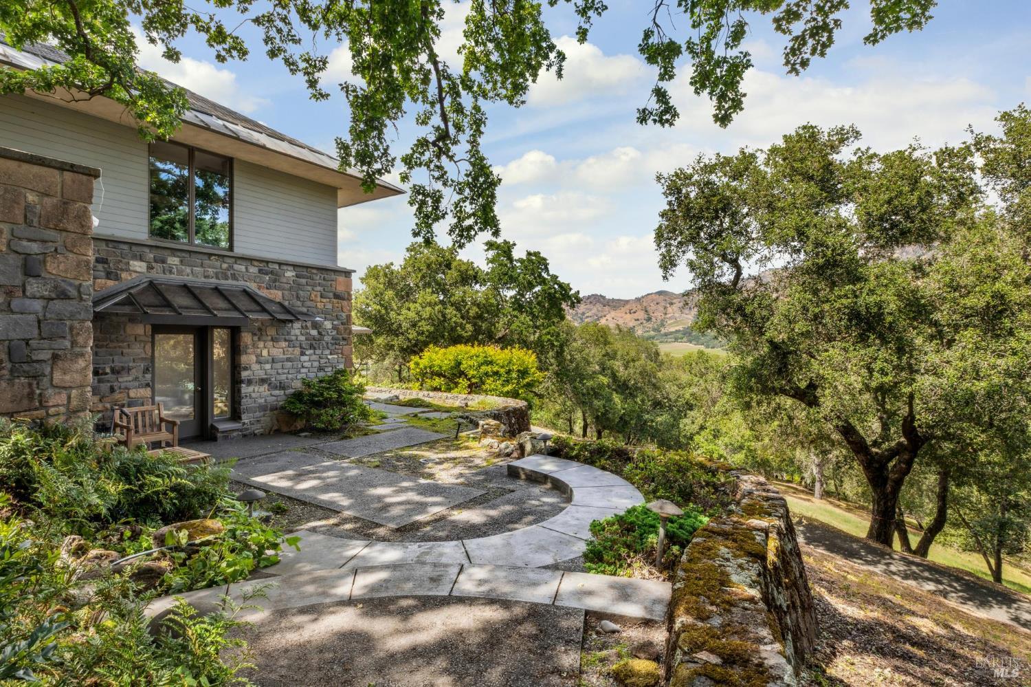 5768 Silverado Trail Napa CA 94558