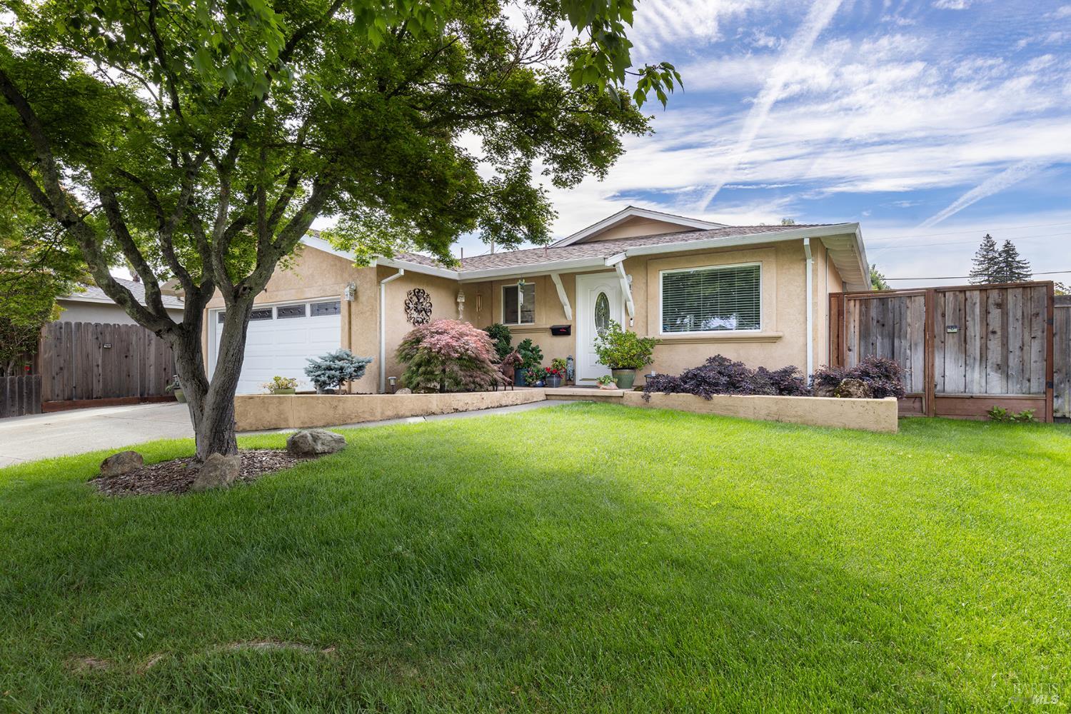 1717 Olympia Court Napa CA 94558