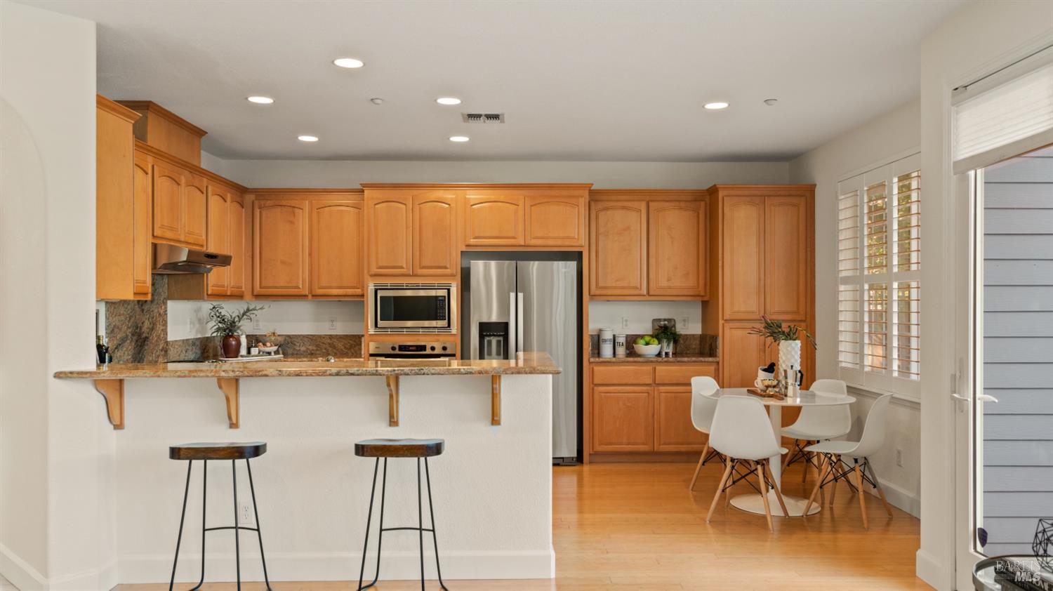 84 Pinheiro Circle Novato CA 94945