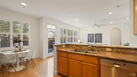 84 Pinheiro Circle Novato CA 94945