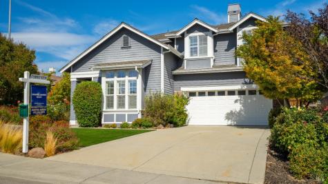 84 Pinheiro Circle Novato CA 94945