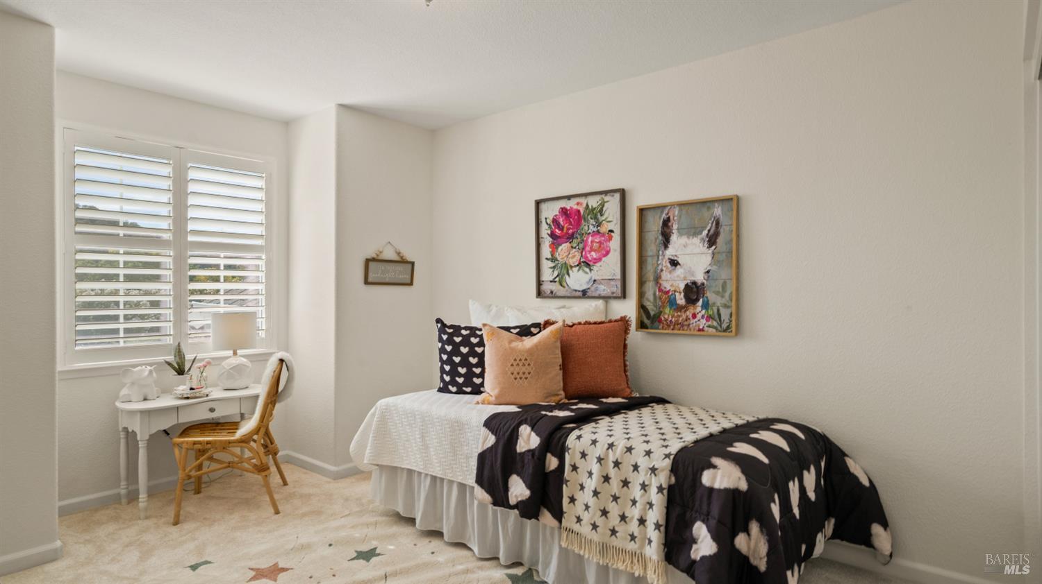 84 Pinheiro Circle Novato CA 94945