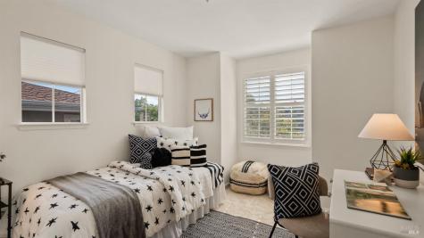 84 Pinheiro Circle Novato CA 94945