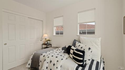 84 Pinheiro Circle Novato CA 94945