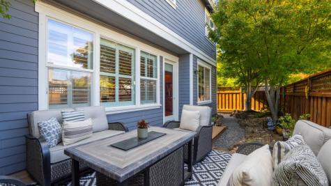84 Pinheiro Circle Novato CA 94945
