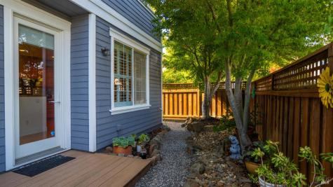84 Pinheiro Circle Novato CA 94945