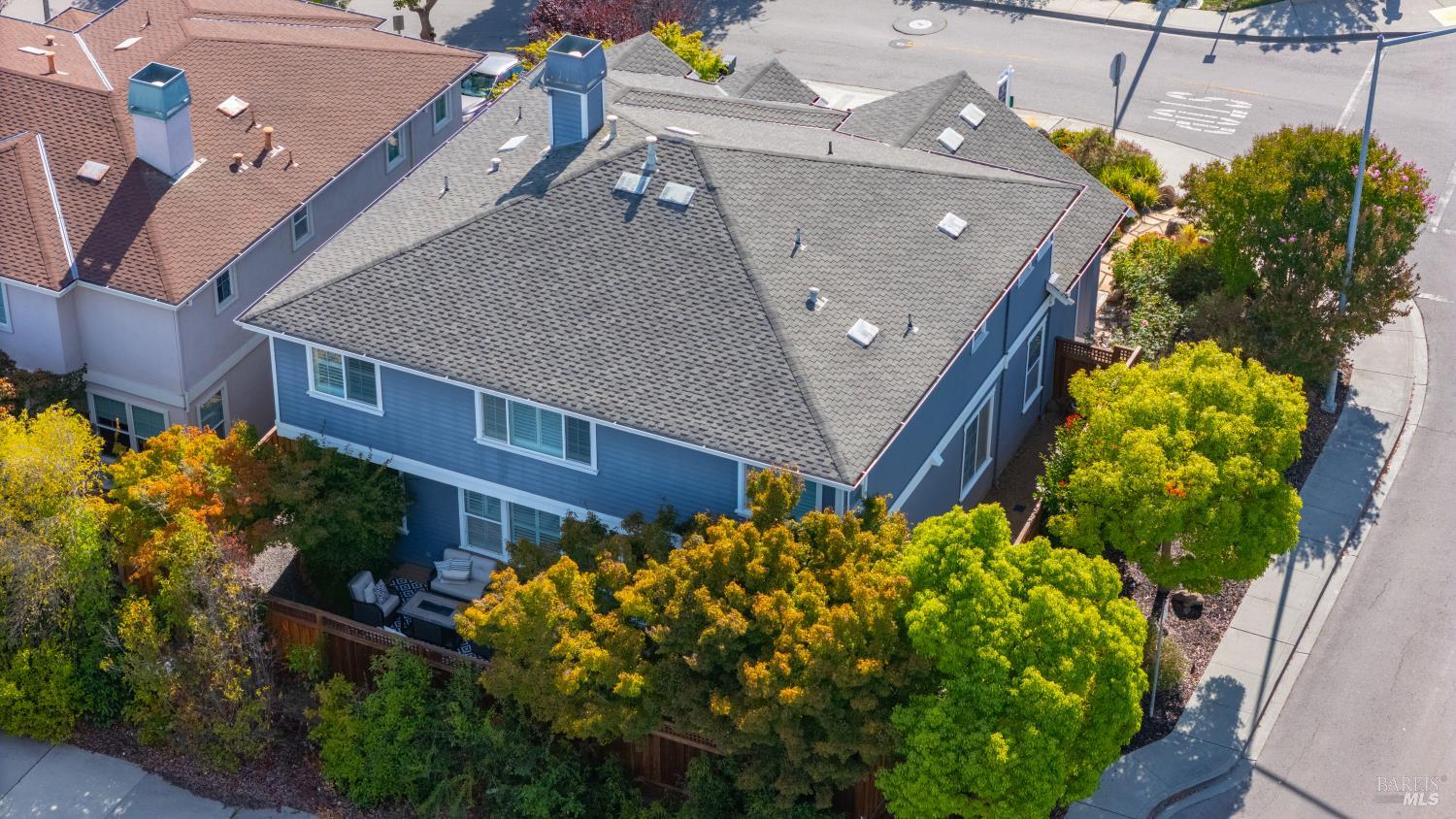 84 Pinheiro Circle Novato CA 94945