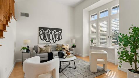 84 Pinheiro Circle Novato CA 94945