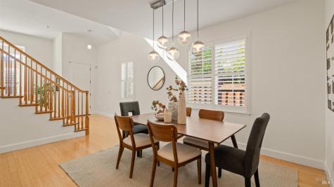 84 Pinheiro Circle Novato CA 94945