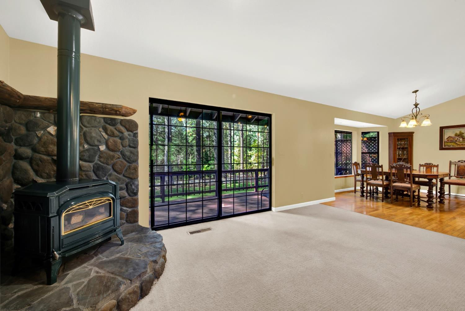 27128 Manzanita Court Pioneer CA 95666