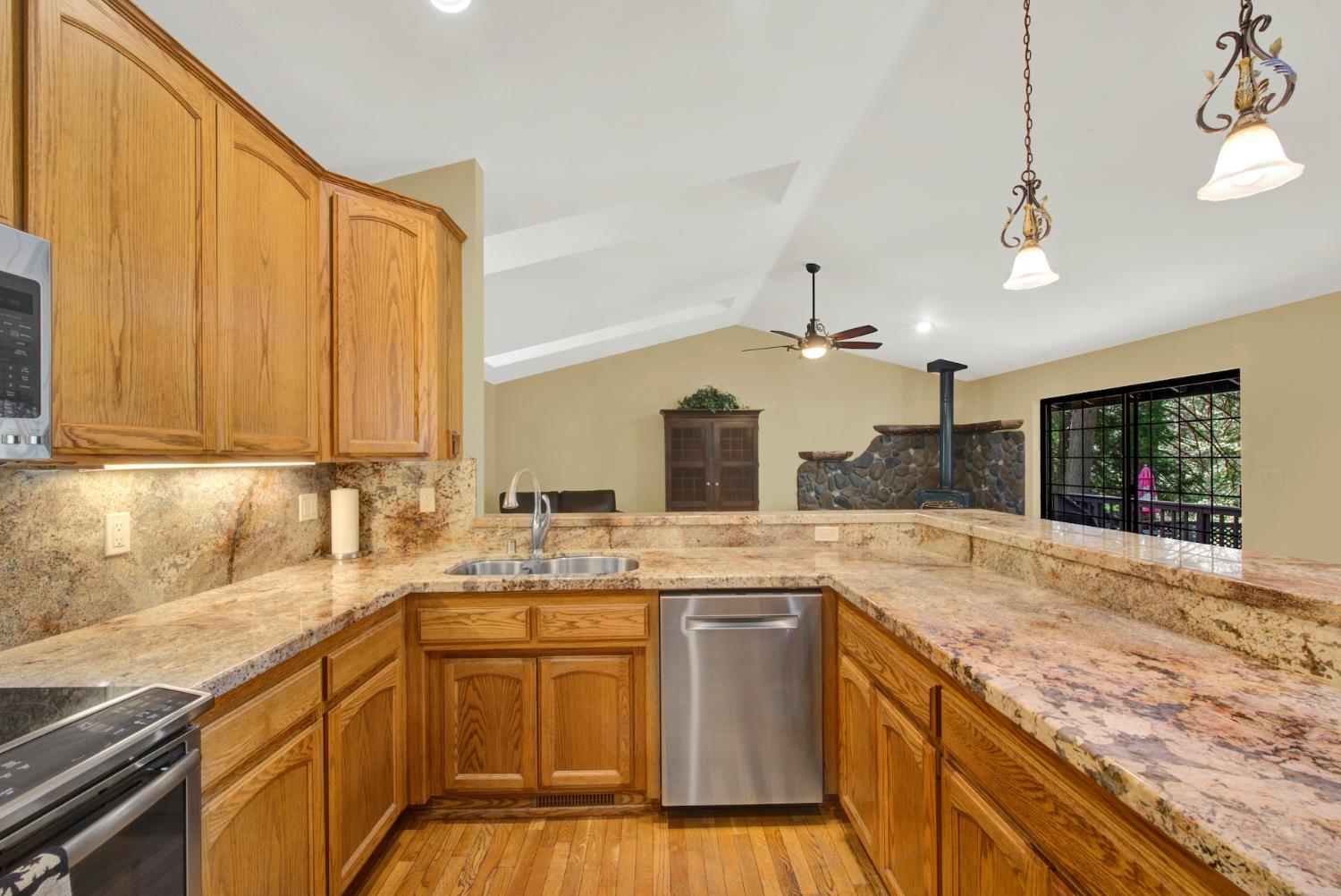 27128 Manzanita Court Pioneer CA 95666