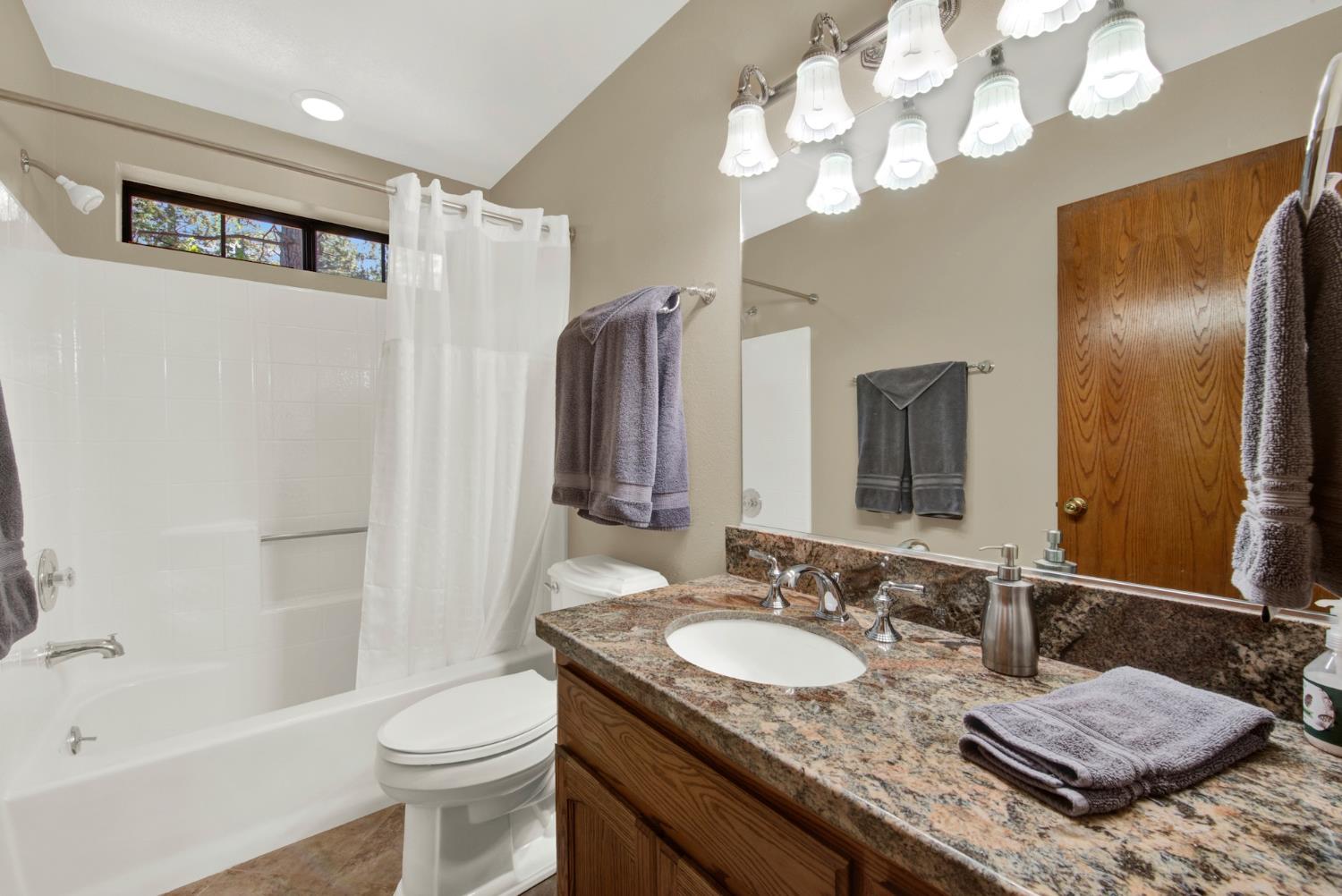27128 Manzanita Court Pioneer CA 95666