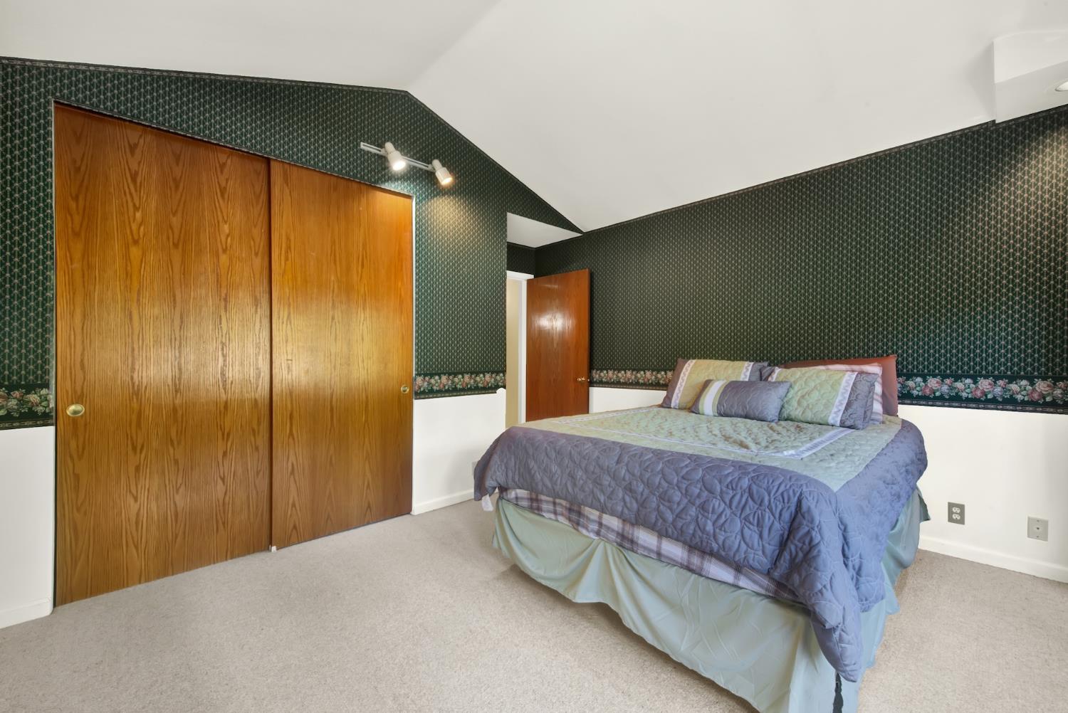 27128 Manzanita Court Pioneer CA 95666