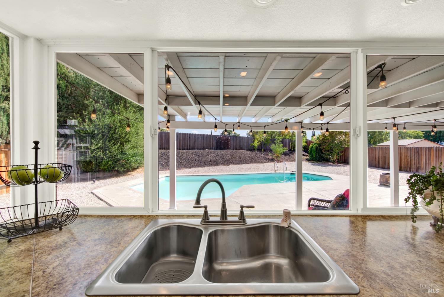 1565 Meadowlark Drive Fairfield CA 94533