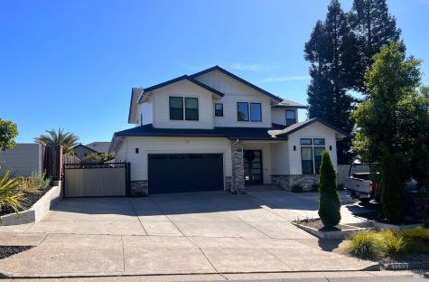 1990 Long Leaf Court Santa Rosa CA 95403