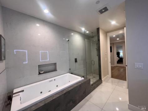 1990 Long Leaf Court Santa Rosa CA 95403