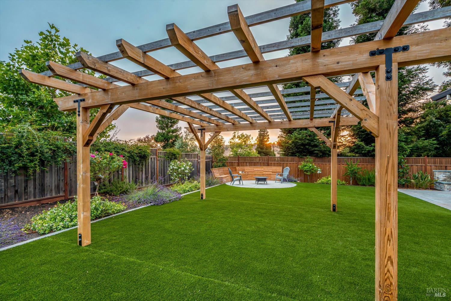 1990 Long Leaf Court Santa Rosa CA 95403