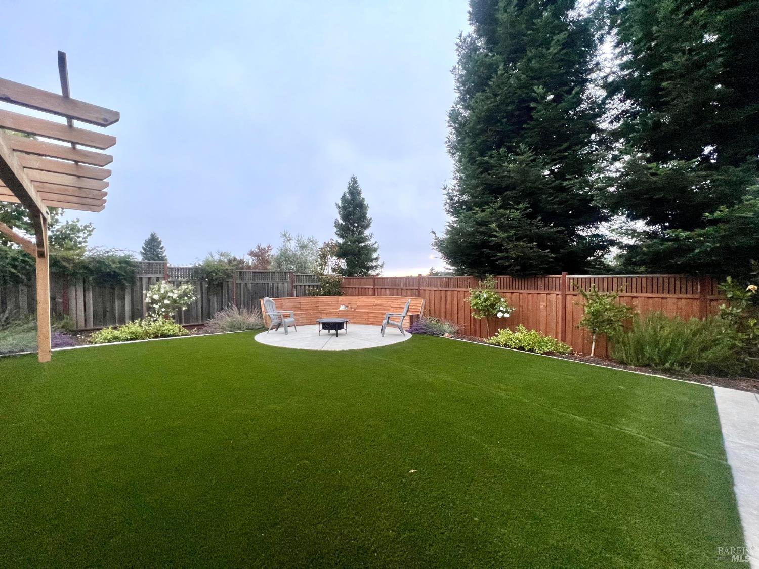 1990 Long Leaf Court Santa Rosa CA 95403